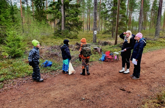 Ruokarastilla on ruuhkaa