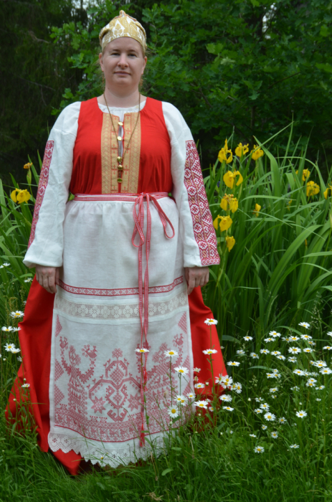 Myös vaatteisiin käytettiin käspaikkoja.