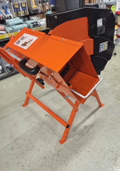 Nyt Kipakasta Gern klapisirkkeli 299eur. Myös bensat, öljyt, sahat ja tarvikkeet kevään polttopuiden tekoon!