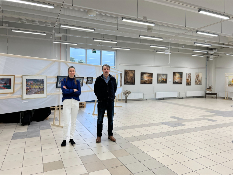 Taidemaalarit Katariina Moisio ja Reijo Kivijärvi