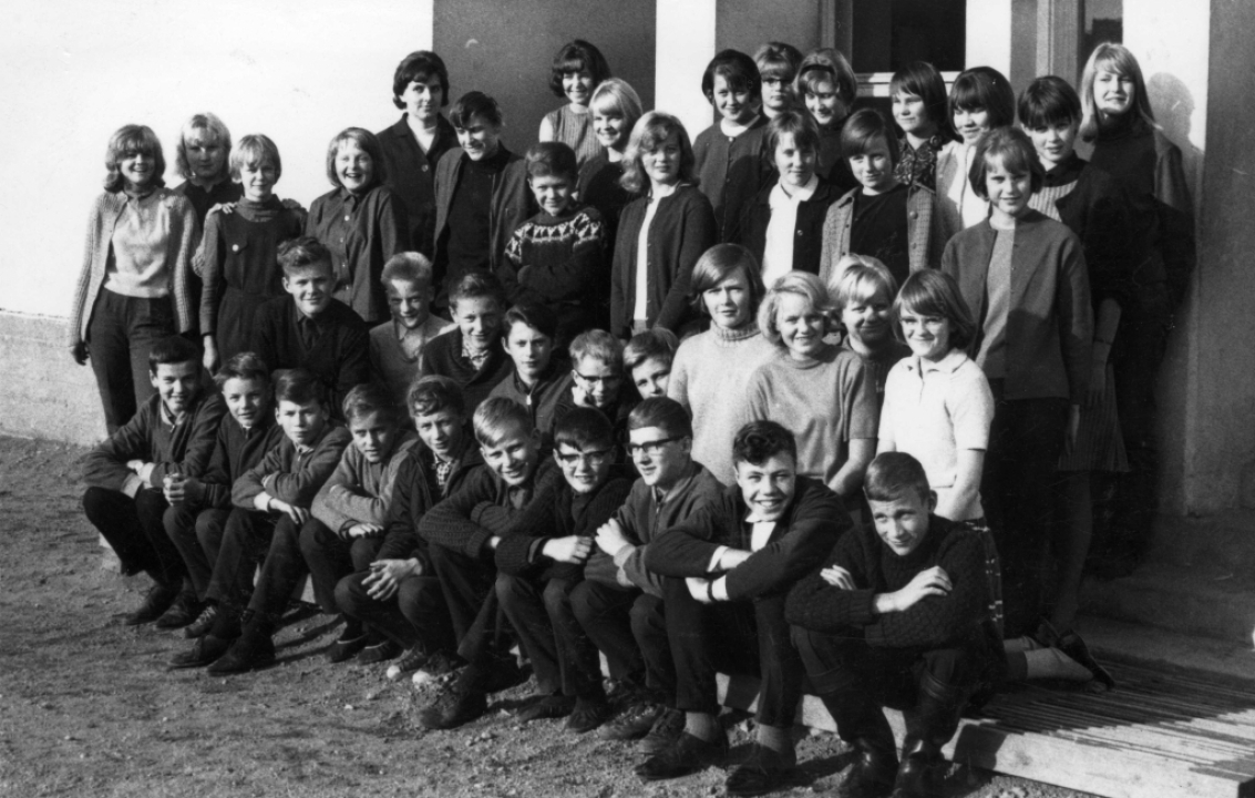 Karstulan yhteiskoulun 3B luokka 1964-1965.