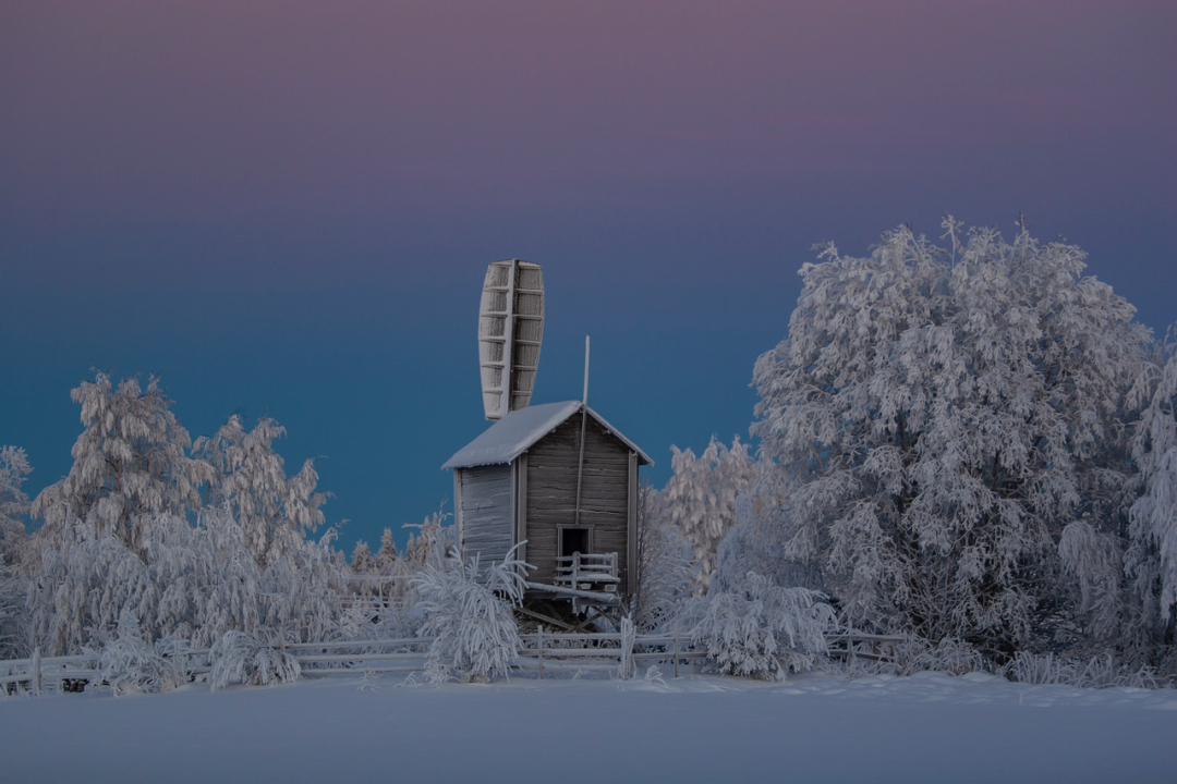 Tuulimylly pakkasessa