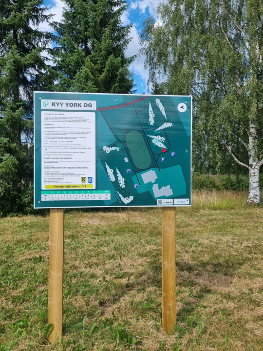 Kyyjärvellä kaksi frisbee rataa: Harsunkangas ja Nopolan koulun alueella