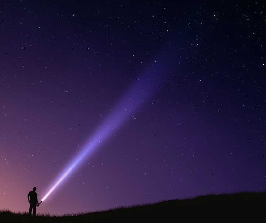 taskulamppu pimeässä