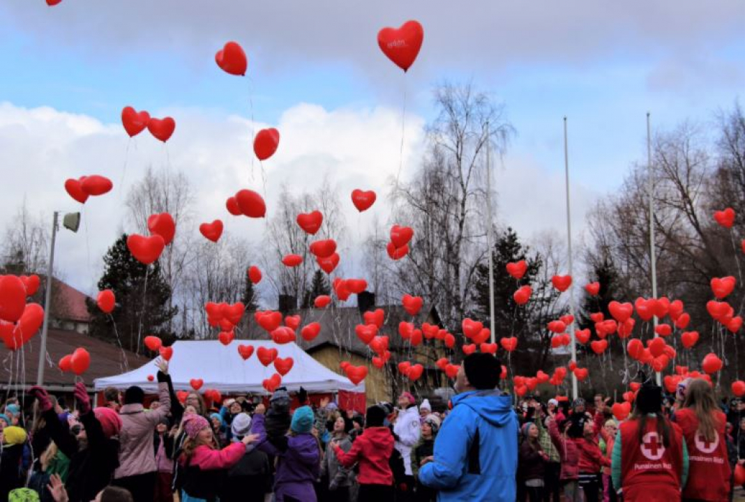 pallot ja sydämet